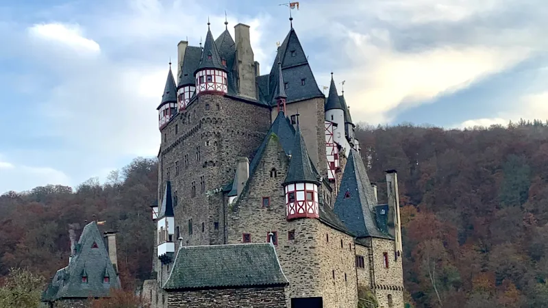 Projekt Instandsetzung Burg Eltz RLP