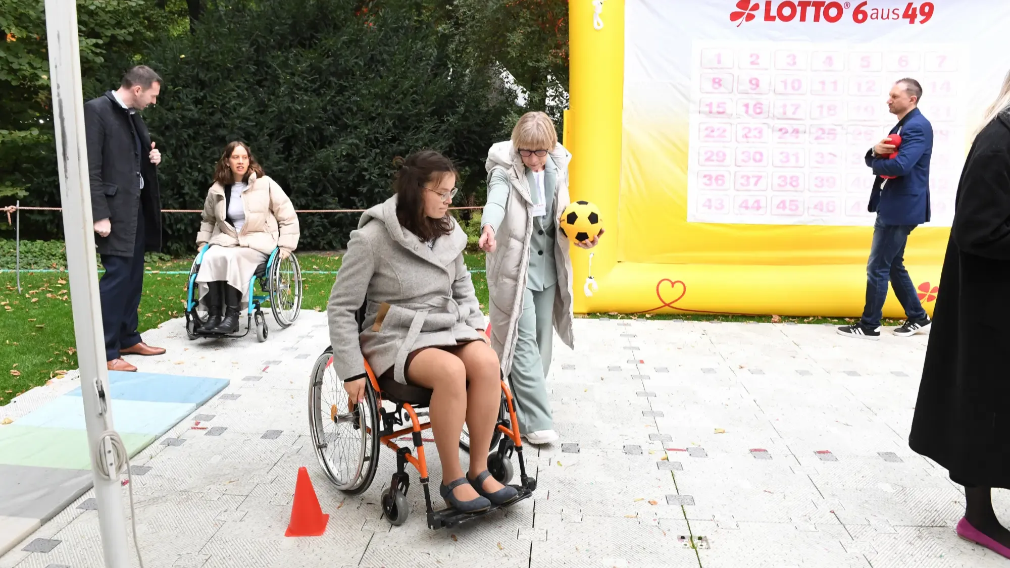 Bürgerfest 2024 Rollstuhlparcours