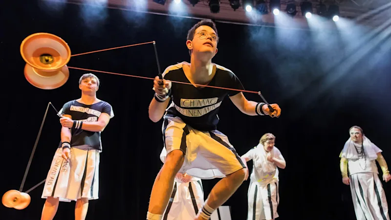 circus-sonnenstich-diabolo